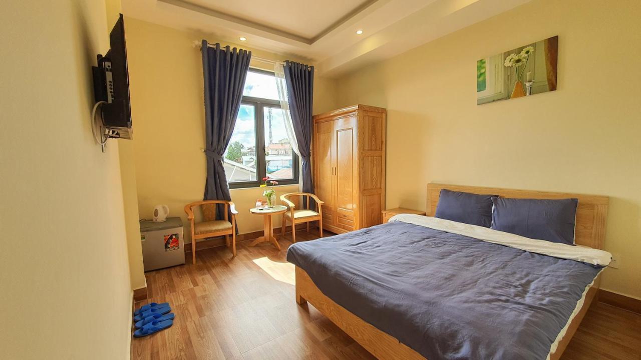 Van Tien Tv Hotel Da Lat- Ttn Hotel Exteriör bild
